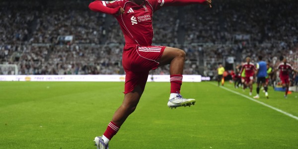 英超｜利物浦客胜纽卡斯尔联 不满17岁小将献“绝杀”